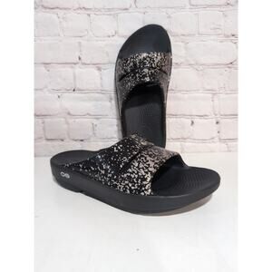 Oofos Women’s 8 Ooahh Luxe Slides Recovery Sandals Champagne Pop Black
